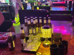 -喜鹊音乐酒馆(西街店)