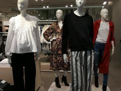 -H&M(鹏欣水游城店)