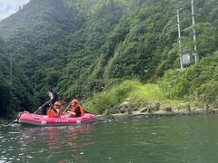-安吉龙王山峡谷漂流