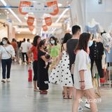 apM服装批发市场年中清仓超低价，还能领钱！[吐]