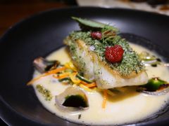 煎海鲈鱼配意大利节瓜面-AZUL by FUEL蓝色·法式酒馆(琶醍店)