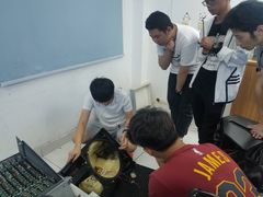 -中加枫华国际学校