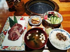 -肉魁屋·烧肉·烧鸟·酒场(高新店)
