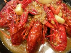 -虾弄弄海派小龙虾·牛羊蝎子火锅