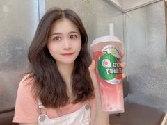 -莓超疯(浦西万达店)