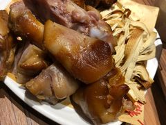 -六泰居·尔滨地标·东北菜(松北店)