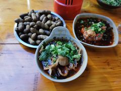 去油香卤肥肠-老瓦房冷锅串串(文殊院店)
