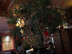 -八府香鸭·啫啫煲(华山路店)