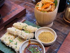-银米·云南传统过桥米线(双廊黑金冠店)