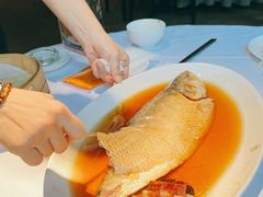 招牌中式清蒸鲥鱼-苏浙汇(古北店)