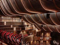 -交通银行前滩31演艺中心