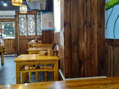 大堂-饭饱香土碗菜(新科店)