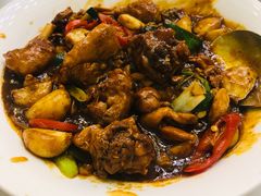蒜子焖土鸡-丰收日·小海鲜·沪上家宴(顾村正大店)