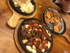 -老东镇啤酒屋海鲜加工·蒸汽海鲜·海鲜烧烤(台东店)