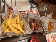 -凯撒城堡西餐厅(颐和国际店)