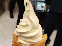 鱼饼冰淇淋-高力乐面包咖啡厅(西塔店)