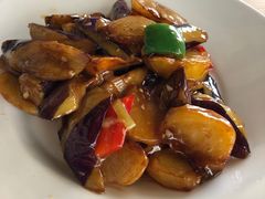 -关东小磨东北菜(上海长风大悦城店)