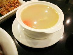 玉米萝卜排骨例汤-鹿港小镇(黄金店)