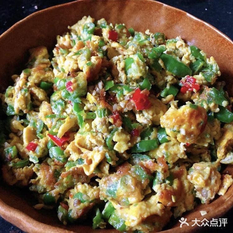 快手辣椒炒鸡蛋