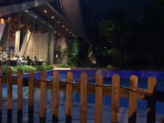 -深圳隐秀山居酒店