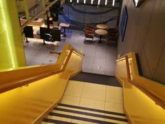 -麦当劳(展览路店)