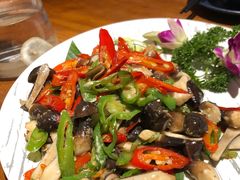 小炒黑皮鸡枞菌-觅山云南菜(泊富ICITY店)