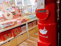 -猫的天空之城概念书店(杭州南宋御街店)