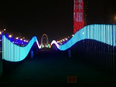 -南京眼步行桥
