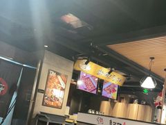 -肥肥虾庄·金牌油焖大虾(杨园滨江时代walk店)
