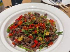 -渝信川菜 · 川味家常菜(财富购物中心店)