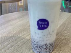 酸奶均来自来思尔乳业-一只酸奶牛(欧亚大观店)