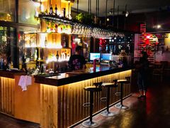 -拾光音乐餐酒吧(告庄星光夜市店)
