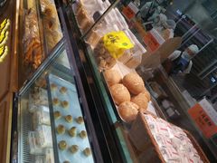 面包甜点陈列柜-鲍师傅糕点(春熙路店)