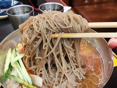 -许哥东北烧烤·铁丳烤串·宫后夹肉(繁花中心店)