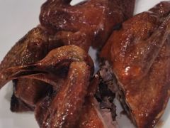 红烧石歧乳鸽-广州酒家(文昌总店)