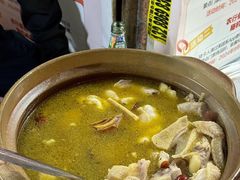 -威邵鸡煲(西华路总店)