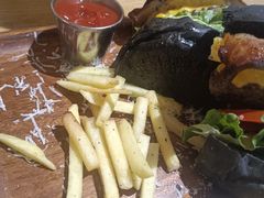 -HELLO 27 意面·沙拉·帕尼尼