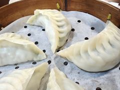 笋丁菜饺(5只)-大龙汤包