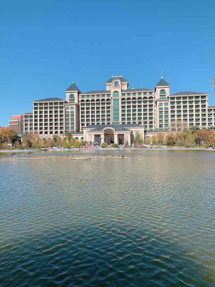 天津东丽湖恒大酒店