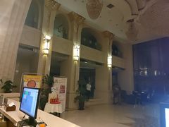 -碧中海汤泉汗蒸酒店