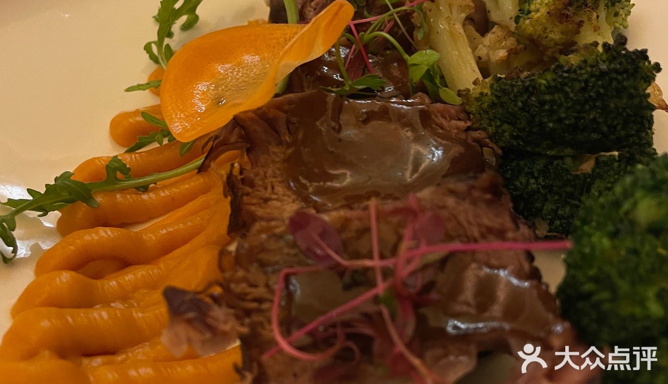 氛围满分的晚餐~