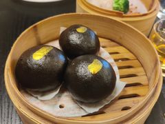 黑金流沙包-彩丰楼中餐厅·早茶·点心·粤菜(海口华彩洲际酒店)