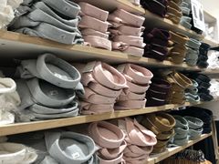 -优衣库(广州天河领展广场店)