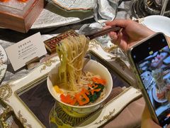 -ONE FULL 古董港式海鲜火锅