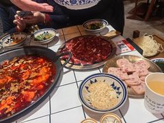 -旧街市鲜货老火锅(大光路店)