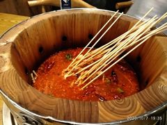 -聚串门儿·东北烧烤(信义坊店)