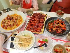 -肥肥虾庄·金牌油焖大虾(杨园滨江时代walk店)