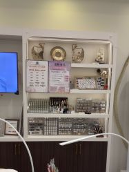 -花岐款式专研健康美甲沙龙
