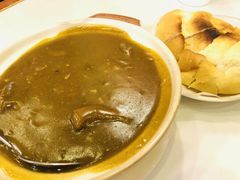 葡式咖喱崩沙牛腩-番茄屋葡式美食(总店)