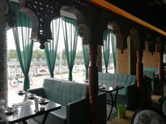 靠窗位-品味新疆民族风味餐厅(东方今典店)